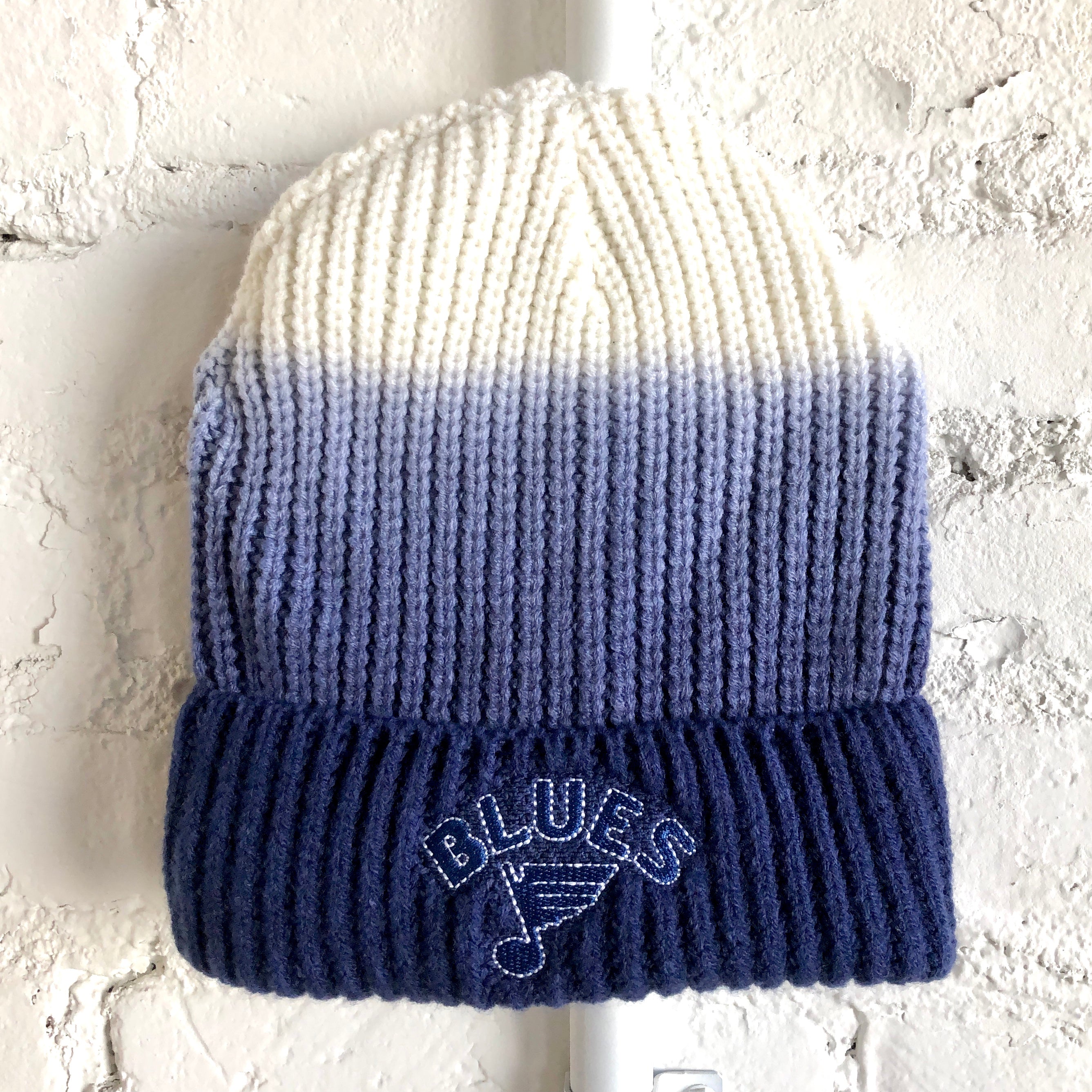 Women s Ombre Knit Beanie STL Authentics